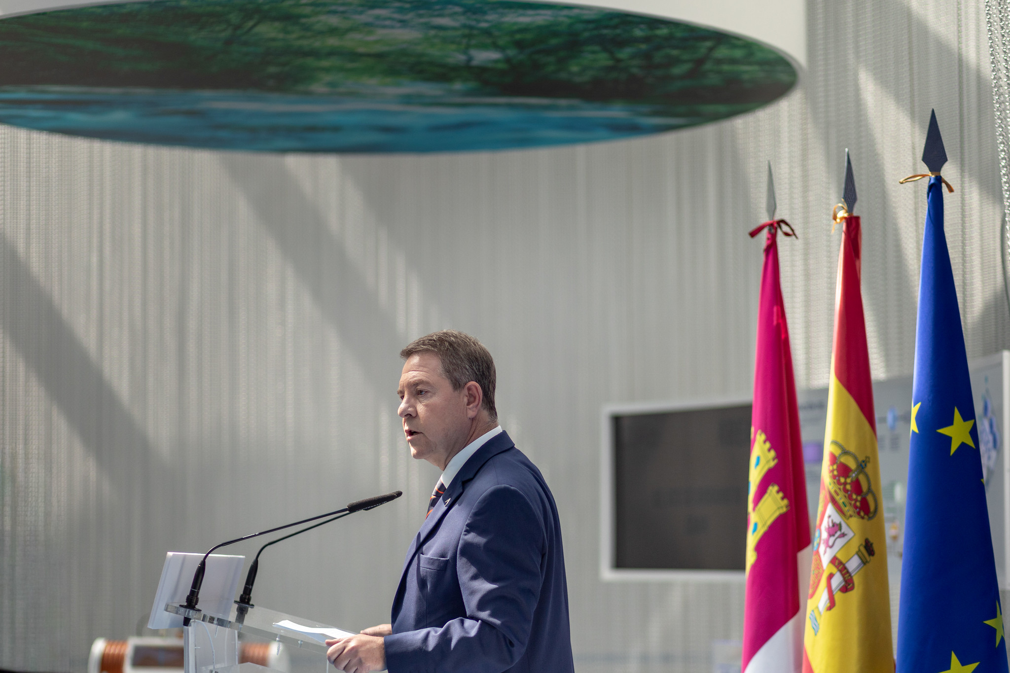 El presidente de Castilla-La Mancha, Emiliano García-Page, inaugura en la ciudad de Albacete, el I Foro de Industria de Castilla-La Mancha en la Torre del Agua.
