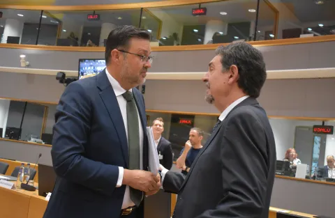 El consejero de Educación, Cultura y Deportes, Amador Pastor, ha participado en el Consejo de Educación y Juventud