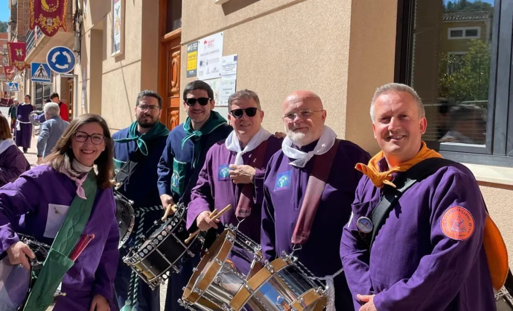 Momentos previos al inicio de la Tamborada Escolar de Tobarra