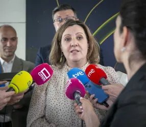 Castilla-La Mancha supera por primera vez las 800.000 personas afiliadas en abril y es la tercera región con mayor caída de paro en el último año