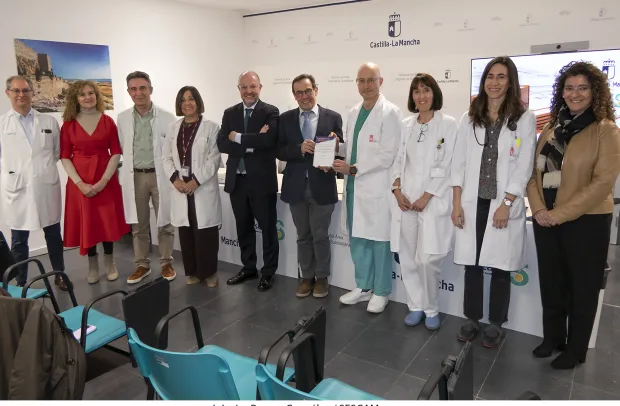 El Hospital Universitario de Guadalajara recibe el reconocimiento de Excelencia en la implementación del Decálogo para la Eliminación de la Hepatitis C