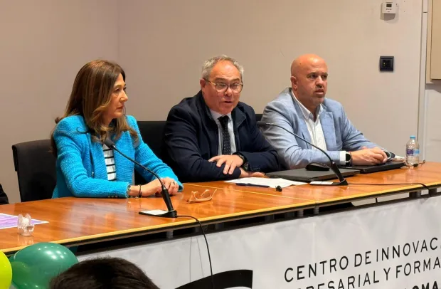 Castilla-La Mancha incrementa un 50% la financiación de los proyectos de párkinson y refuerza la atención con más plazas, inversión y servicios