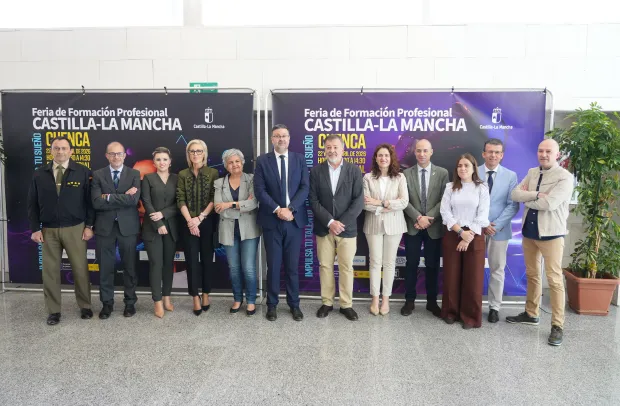 El consejero de Educación, Cultura y Deportes, Amador Pastor, durante la Feria de Formación Profesional de la provincia de Cuenca
