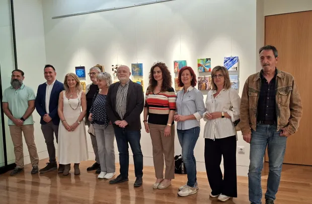 Foto de familia de la inauguración