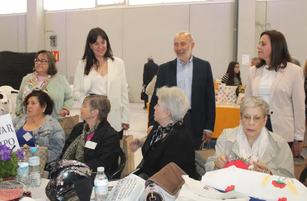 Blanca Fernández en el encuentro de encajeras de Piedrabuena