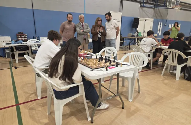 El Gobierno regional impulsará una modificación de la normativa de deportistas de alto rendimiento para extender este reconocimiento a entrenadores y árbitros