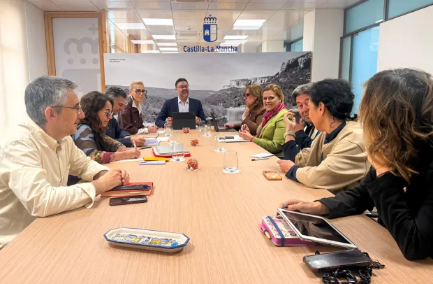 El Gobierno de Castilla-La Mancha ha iniciado una ronda de contactos para explicar como será el Museo de Bellas Artes que se va a ubicar en la ciudad de Cuenca.
