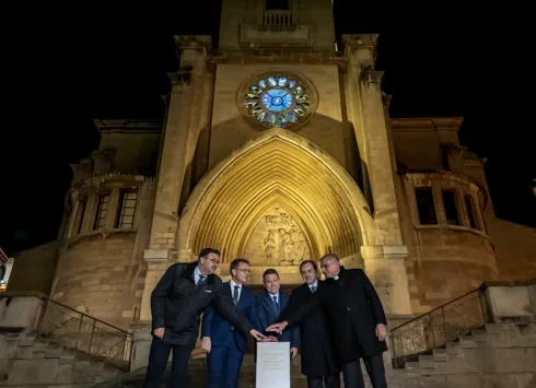 Inauguración de la iluminación ornamental del exterior de la Catedral de Albacete