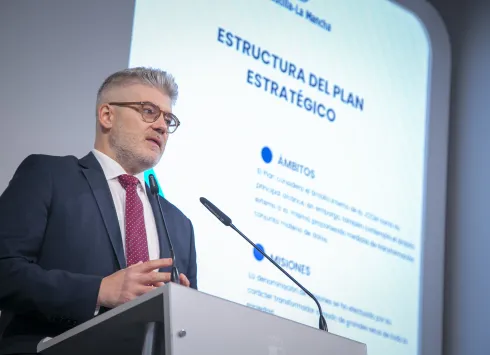 El director de la Oficina del Dato, Christian Cobas, ha presentado el Plan Estratégico del Dato de Castilla-La Mancha 2026-2030