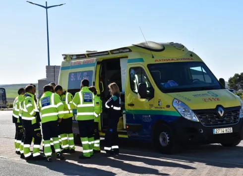 El Gobierno regional presenta el nuevo contrato del transporte sanitario con vehículos más modernos, más personal y mejoras en humanización y accesibilidad