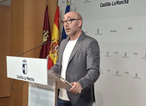 El delegado provincial durante la rueda de prensa celebrada en la Casa Perona para hablar de Formación Rural Agraria