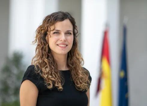 El Gobierno de Castilla-La Mancha, a través de la Dirección General de Asuntos Europeos, ha lanzado una nueva edición del Curso de Especialización en Unión Europea. Se trata de una iniciativa conjunta con el Centro de Estudios Europeos ‘Luis Ortega Álvarez’ de la UCLM. La inscripción para asistir a este curso para el personal funcionario o laboral equivalente está abierta desde el pasado 24 de marzo y hasta el 9 de abril.