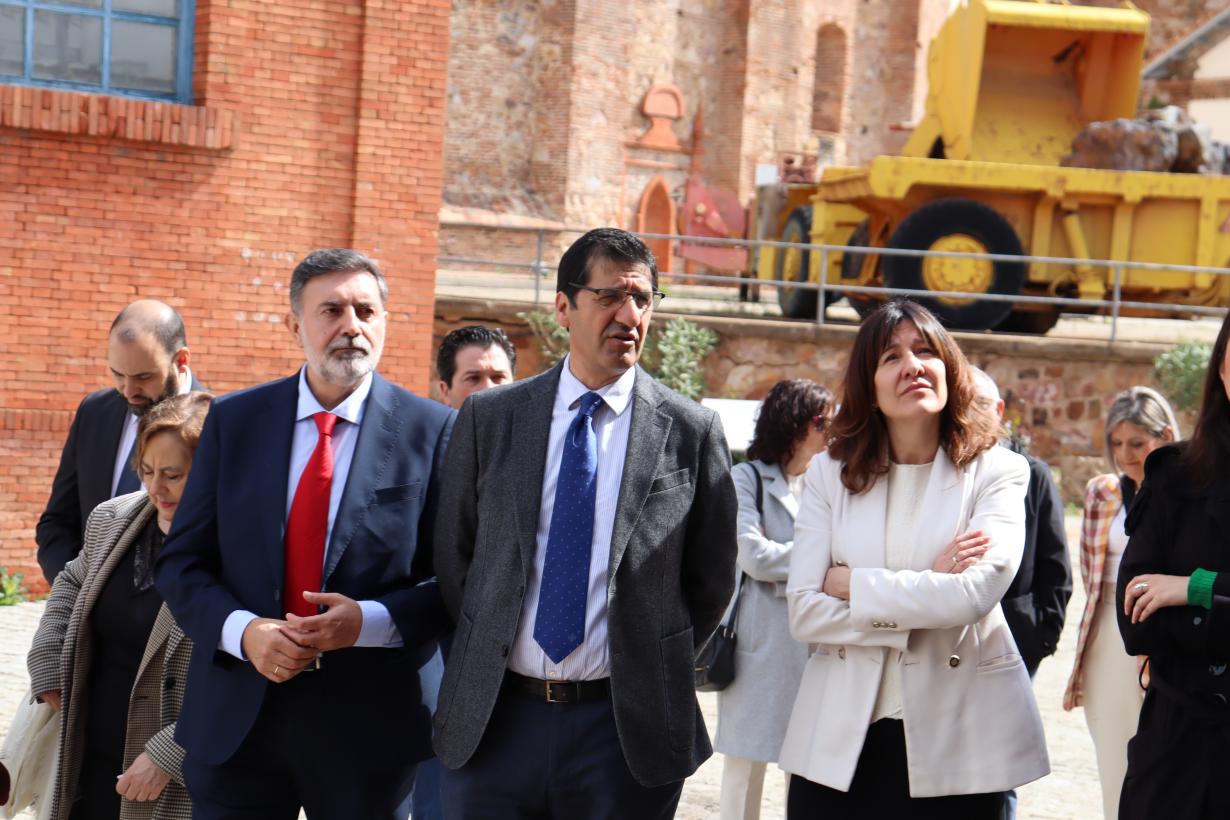 Imagen del artículo El Gobierno de Castilla-La Mancha se interesa por el nuevo Plan Estratégico de MAYASA para el desarrollo de Almadén y su comarca