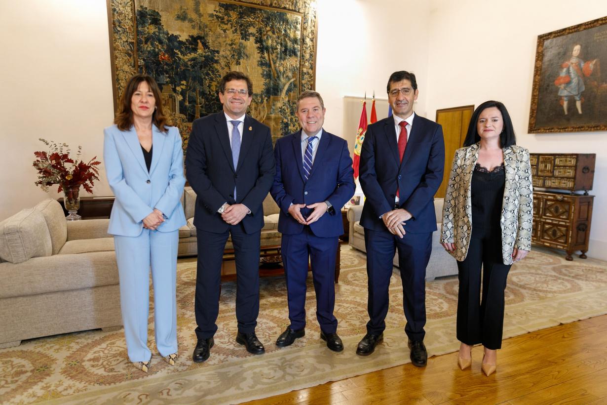 Imagen del artículo El Gobierno de Castilla-La Mancha propone unir lazos de colaboración con la Diputación de Ciudad Real para trabajar en proyectos estratégicos