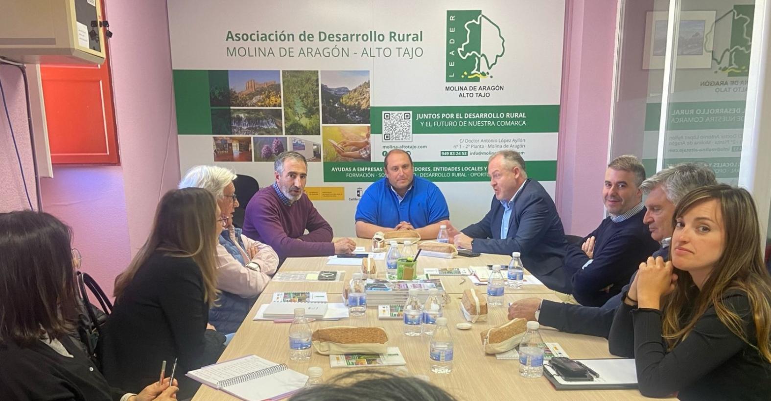 Imagen del artículo El Gobierno regional y grupos de acción local abordan el diseño de la Agenda de Desarrollo Urbano y Rural de Molina de Aragón