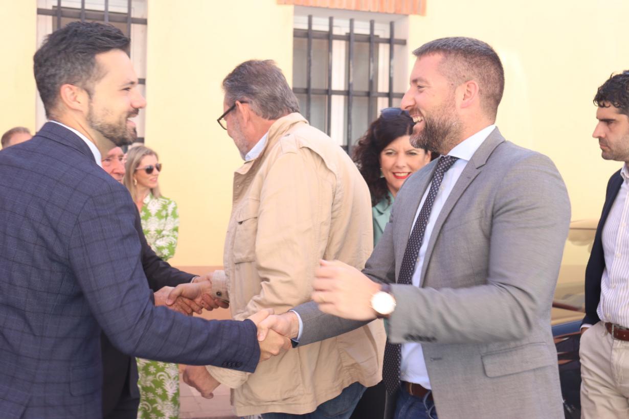 Image 2 of article El delegado provincial de Fomento asiste a la festividad de San Isidro en Tarazona de La Mancha