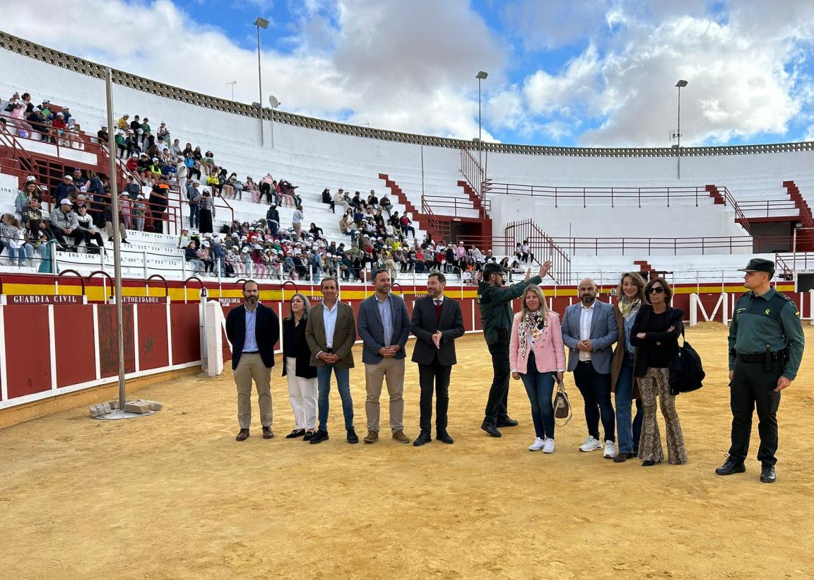 Image 0 of article El Gobierno de Castilla-La Mancha reconoce el compromiso de la Guardia Civil defendiendo durante 180 años los derechos y las libertades