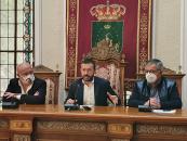 El consejero de Desarrollo Sostenible, José Luis Escudero, mantiene una reunión de trabajo con el alcalde de Hellín, Ramón García, para tratar diferentes asuntos en materia de desarrollo sostenible