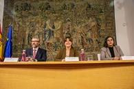 La consejera de Igualdad y portavoz del Gobierno regional, Blanca Fernández, asiste a la entrega de los premios del VI Concurso Internacional de Microrrelato