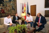 Reunión del Presidente García-Page con Daniel Martínez, de IU Castilla-La Mancha 