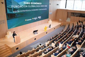 La consejera de Economía, Empresas y Empleo, Patricia Franco, inaugura el Foro Anual Alumni de la Fundación Globalcaja HXXII, que se celebra en el IESE Businesss Schooll de Madrid