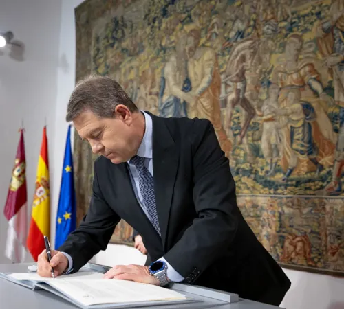 Firma del Programa de Apoyo Activo al Empleo de Castilla-La Mancha con las diputaciones provinciales