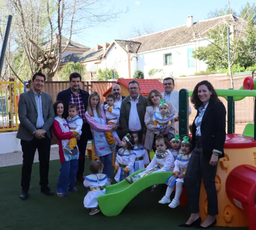 El vicepresidente segundo ha visitado la Escuela Infantil de Albaladejo