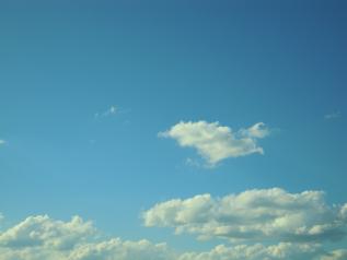 Imagen de cielo con nubes