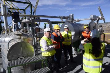 El vicepresidente del Gobierno regional visita las instalaciones de las instalaciones de la empresa Biocom Energía, S.L. en Cuenca