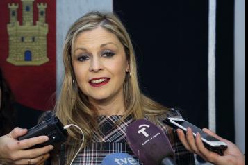 Elena de la Cruz en las Cortes regionales con motivo de la aprobación de un nuevo trasvase del Tajo