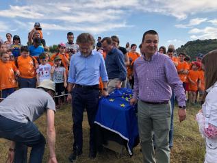 El consejero de Agricultura, Medio Ambiente y Desarrollo Rural, Francisco Martínez Arroyo participa en la suelta de un ejemplar de lince ibérico en Córdoba