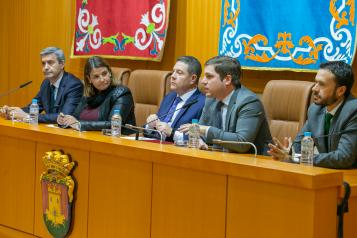 El Gobierno de Castilla-La Mancha firma con el Ayuntamiento de Talavera un protocolo que pone a disposición de la ciudad un total de 2,6 millones de metros de suelo industrial