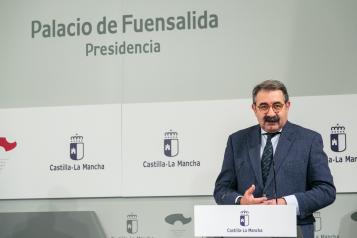 Videoconferencia con presidentes autonómicos para abordar el problema del coronavirus (Sanidad)