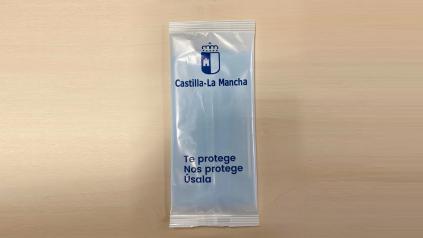 Más de la mitad de los ciudadanos que han recogido su pack de mascarillas en las oficinas de farmacia de Castilla-La Mancha, se han beneficiado de la gratuidad del recurso de protección frente al COVID