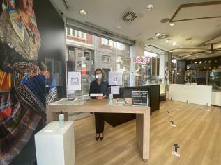 Las Oficinas de Turismo de Castilla-La Mancha en la Puerta de Bisagra de Toledo y en la Gran Vía de Madrid abren sus puertas adoptando todas las medidas de seguridad frente al COVID-19