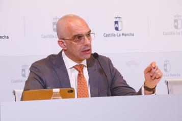 El Gobierno de Castilla-La Mancha valora conocer la existencia precoz de casos con COVID, ya que este hecho permite vigilarlos y controlarlos de manera exhaustiva