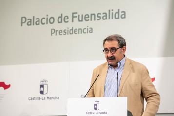 El consejero de Sanidad informa en el Palacio de Fuensalida de Toledo, sobre asuntos del Consejo de Gobierno (II)