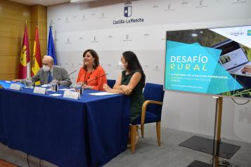 La consejera de Economía, Empresas y Empleo, Patricia Franco, asiste a la presentación de la campaña ‘Desafío Rural’ de la Fundación Horizonte XXII de Globalcaja