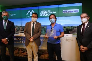 El consejero de Agricultura, Agua y Desarrollo Rural, Francisco Martínez Arroyo, asiste a la XVIII edición de los Premios Cornicabra 2020 de la Fundación Consejo Regulador de la Denominación de Origen de Aceite Montes de Toledo