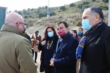 EL VICEPRESIDENTE DE CASTILLA-LA MANCHA Y EL CONSEJERO DE AGRICULTURA, AGUA Y DESARROLLO RURAL VISITAN LAS OBRAS DE EMERGENCIA PARA LA MEJORA DEL DEPÓSITO Y EL GRUPO DE BOMBEO DE AGUA DE LA MANCOMUNIDAD ‘EL GIRASOL’