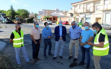 El Gobierno de Castilla-La Mancha inicia los trabajos de mejora del firme de la CM-4174 Travesía de Pozuelo de Calatrava