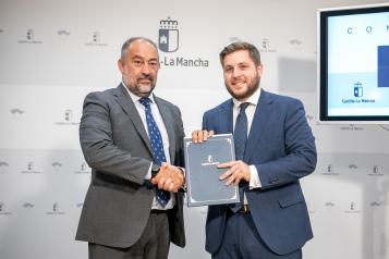 El Gobierno regional y la Universidad de Castilla-La Mancha ponen en marcha el I Máster en Urbanismo y Desarrollo Sostenible de pequeños municipios