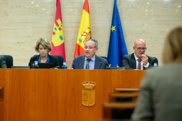 El consejero de Hacienda y Administraciones Públicas, Juan Alfonso Ruiz compadece en la Comisión de Economía y Presupuestos para informar del presupuesto de su departamento para el año 2023