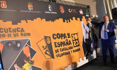 El vicepresidente de Castilla-La Mancha, José Luis Martínez Guijarro, asiste a la presentación de la Copa de España de Escalada de velocidad y bloque ‘Cuenca 2023’ 