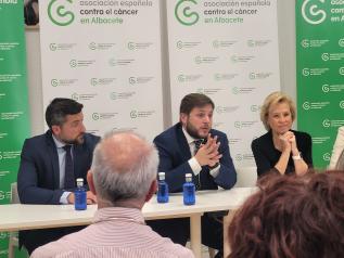 El consejero de Fomento, Nacho Hernando, participa en la Asamblea General de la Asociación Española contra el cáncer de Albacete
