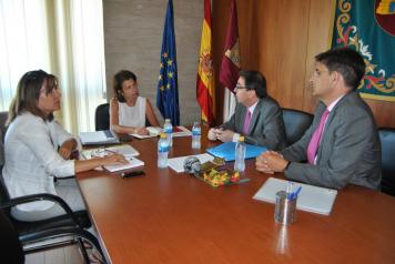 La consejera de Educación se reúne con el rector de la Universidad de Alcalá 