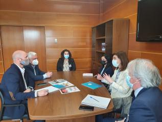 El Gobierno de Castilla-La Mancha valora la implantación de OCU en la región para “colaborar en la defensa de los derechos de las personas consumidoras”