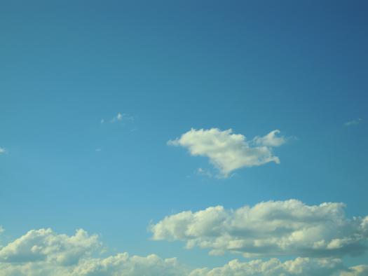 Imagen de cielo con nubes