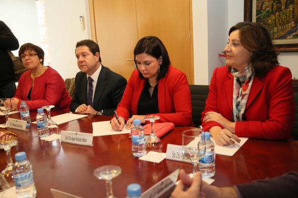 El presidente García-Page se reúne con el Comité de Empresa de Elcogas en Puertollano