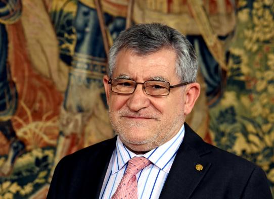 El presidente de Castilla-La Mancha nombra a Ángel Felpeto como nuevo consejero de Educación, Cultura y Deporte en sustitución de Reyes Estévez